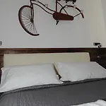 فندق مبيت وإفطار Torre Balzano فالينتْسانو