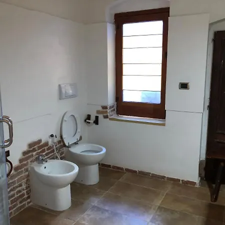 Oda ve Kahvaltı Torre Balzano Valenzano