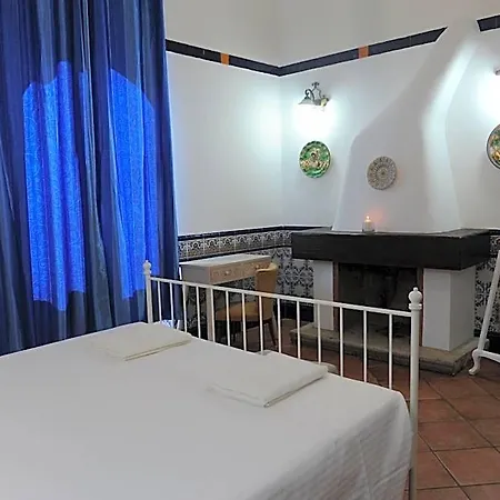 Torre Balzano Oda ve Kahvaltı 3*