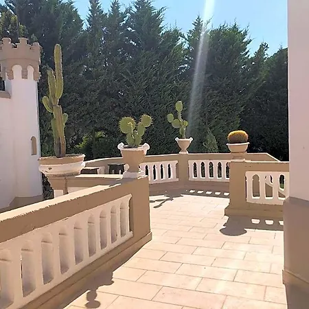 Torre Balzano Oda ve Kahvaltı Valenzano